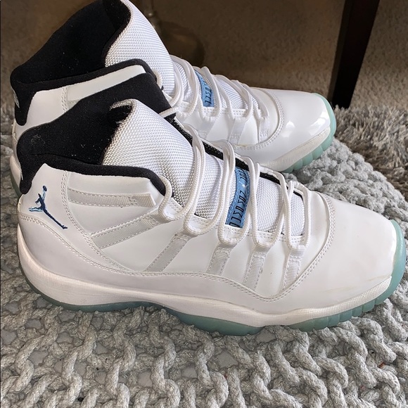 Jordan Retro 11 - Picture 4 of 6